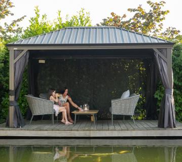 Pavillon de jardin en aluminium avec moustiquaire - Savino - Sojag